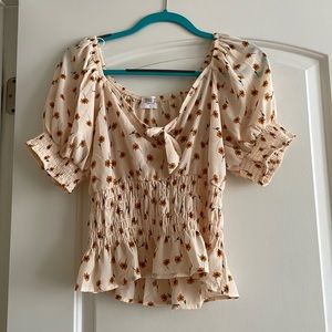 Cutie crop top!